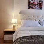 Toptani Deluxe Flat W 24h Check In Apartmán