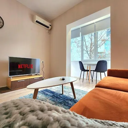 Toptani Deluxe Flat W 24h Check In